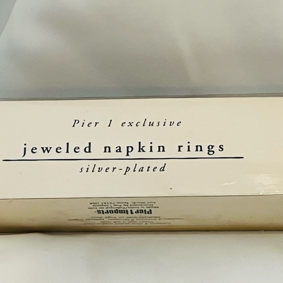 NWT Pier 1 Jeweled Silver Plated Napkin Rings ~ Eight (8) - Picture 6 of 6